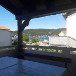Apartmán With Parking Space - Donja, Rab - 17826 *
